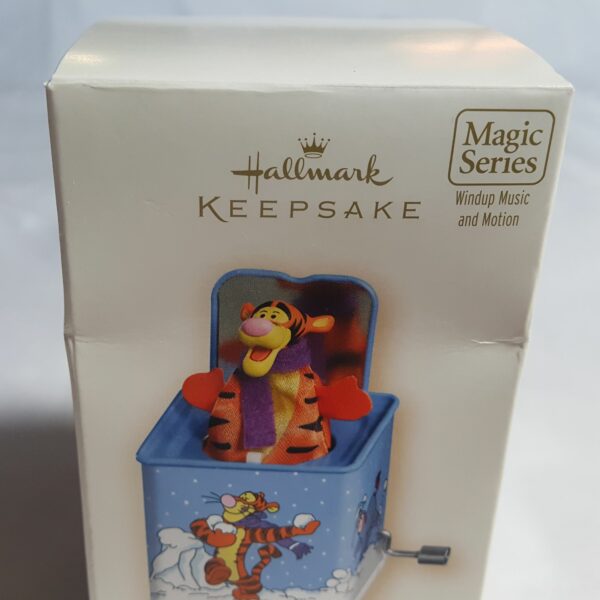 Hallmark Keepsake Windup Music & Motion Tigger Box - Image 6