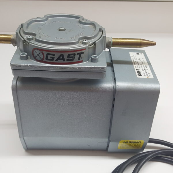 GAST 2Z866 Diaphragm Compressor/Vacuum Pump DOA-P135-AA Good Working Condition - Image 3